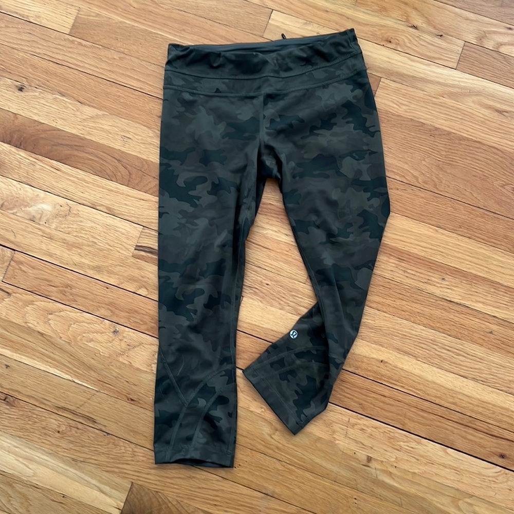 Lululemon Camo Leggings - Picture 1 of 4